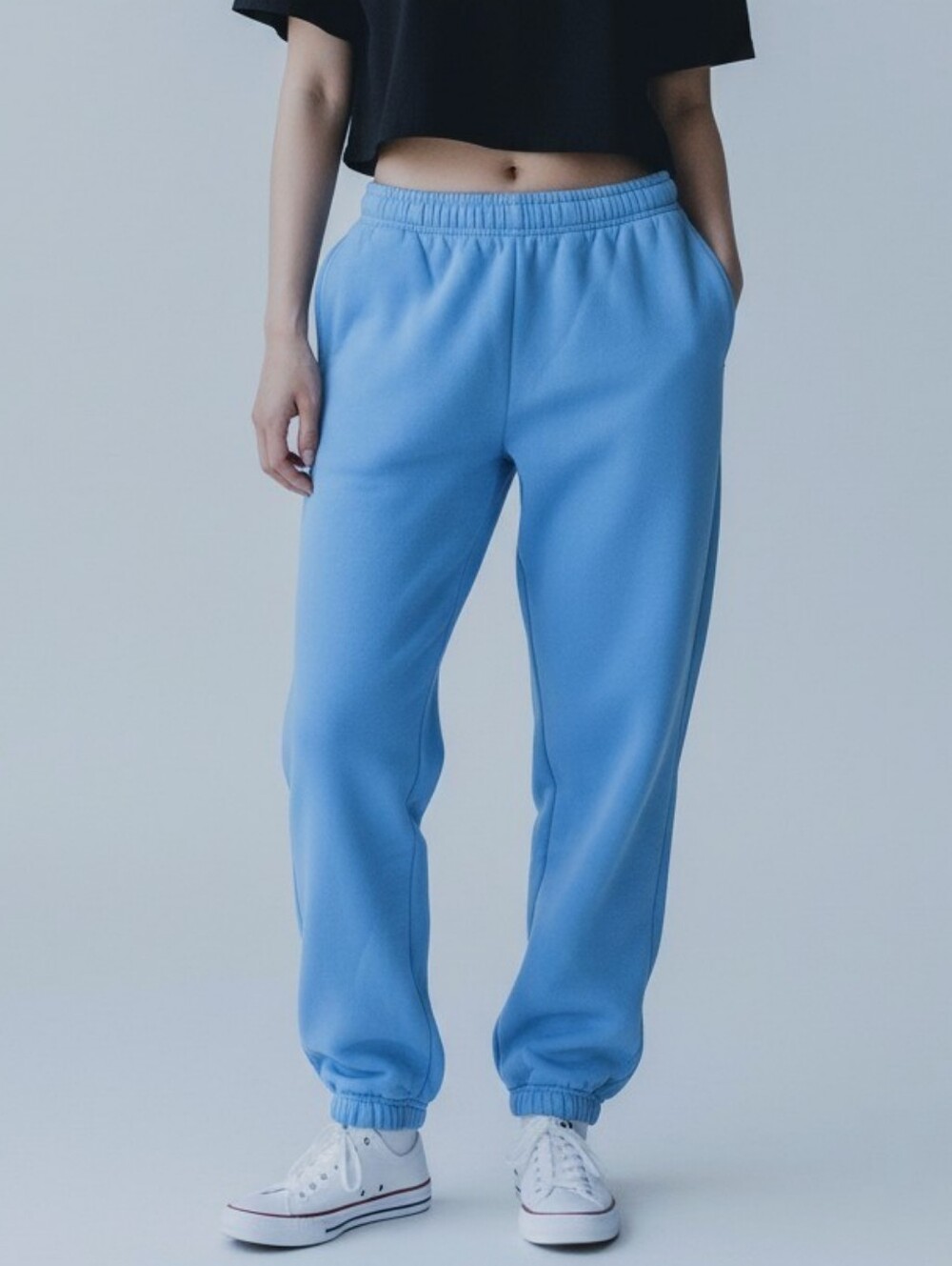 Aritzia TNA Cozy Fleece Mega Sweatpants